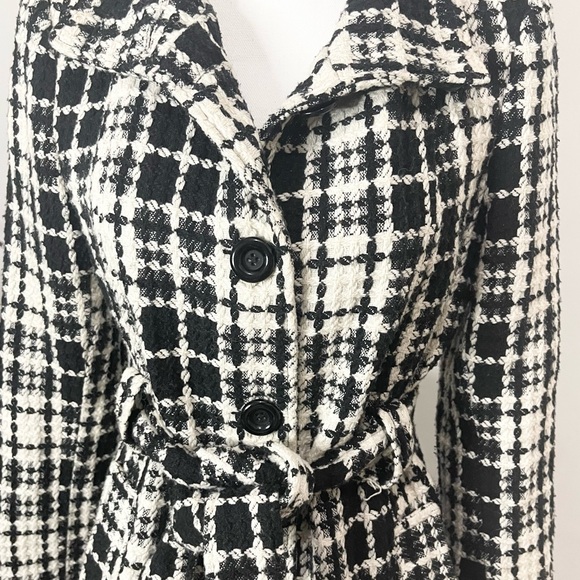SOLD—LOVESTITCH TWEED TRENCH COAT | SIZE: M - Picture 6 of 8